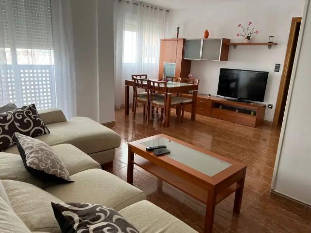 Piso en alquiler en Nucli Urbà