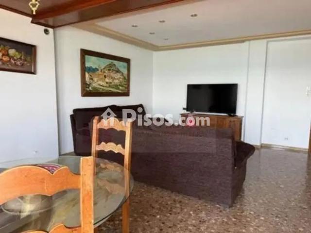 Piso en alquiler en Nucli Urbà