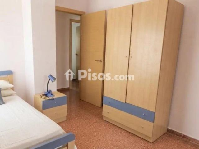 Piso en alquiler en Nueva Almería