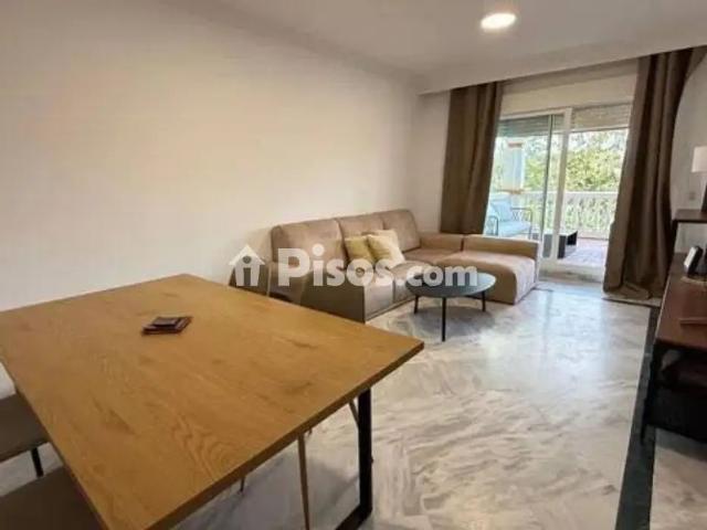 Piso en alquiler en Nueva Andalucía Centro