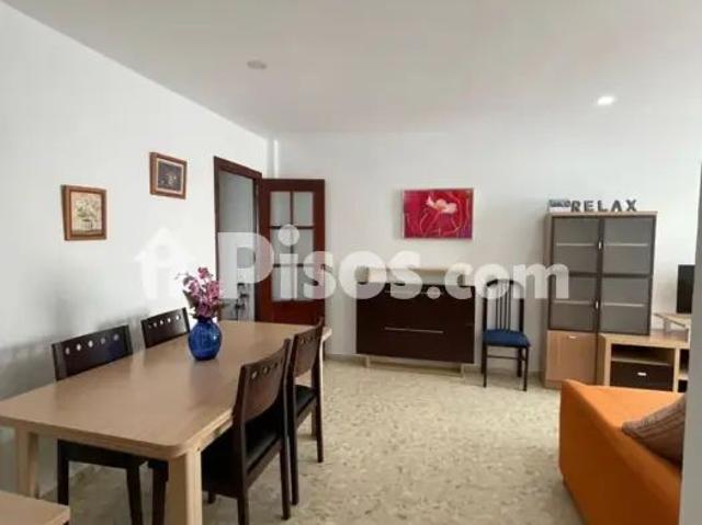 Piso en alquiler en Nueva Zona