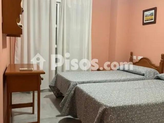 Piso en alquiler en Nuevo Portil