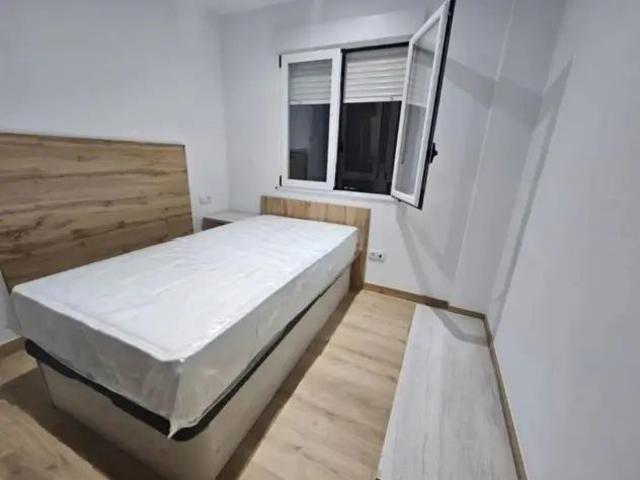 Piso en alquiler en Ourense Capital