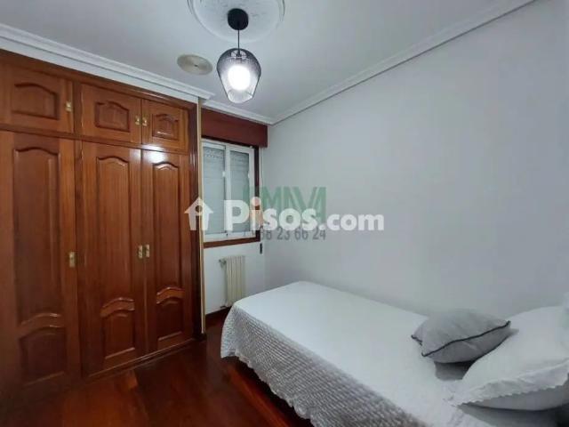 Piso en alquiler en Ourense Capital