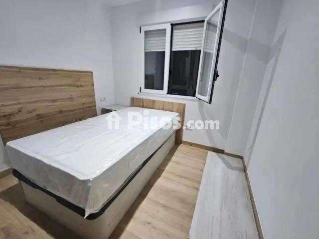 Piso en alquiler en Ourense Capital