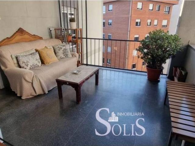 Piso en Alquiler en Oviedo