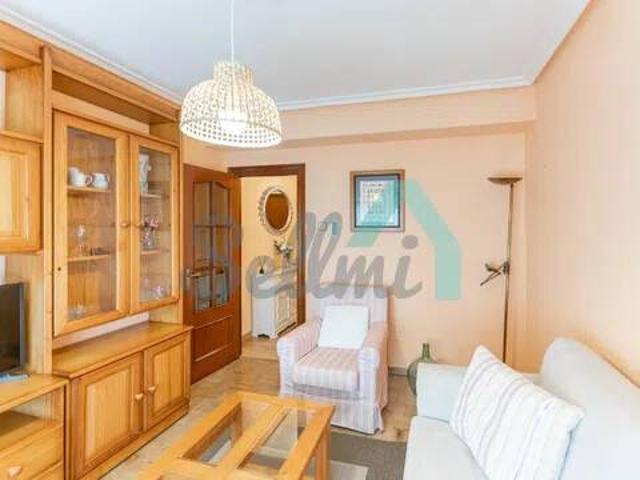 Piso en Alquiler en Oviedo