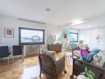 Piso en alquiler en Oviedo de 62m2 REF:80506