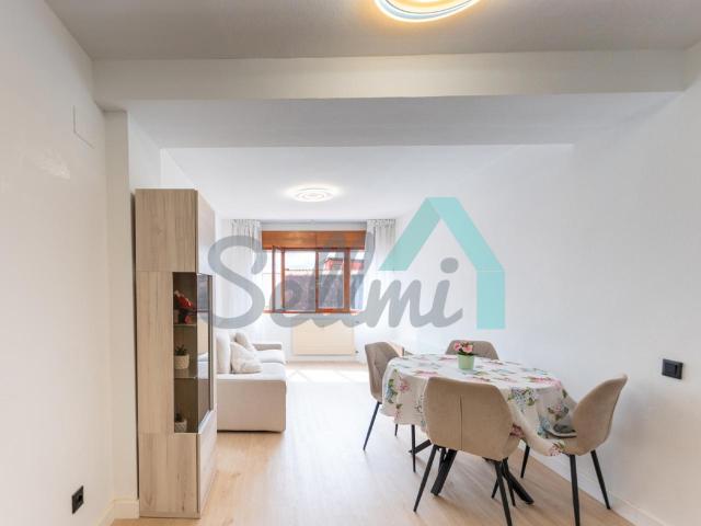 Piso en alquiler en Oviedo de 85m2 REF:11582