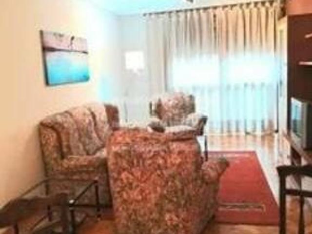 Piso en alquiler en Oviedo de 92 m2