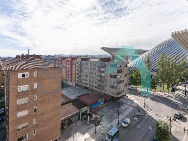 Piso en alquiler en Oviedo de 125 m2 REF:6579