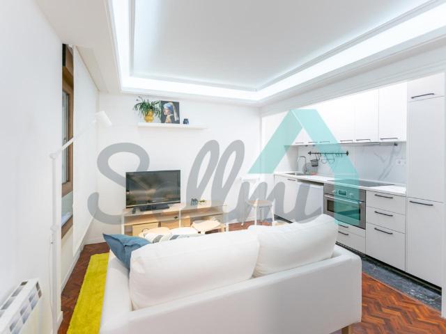 Piso en alquiler en Oviedo de 37 m2 REF:6583