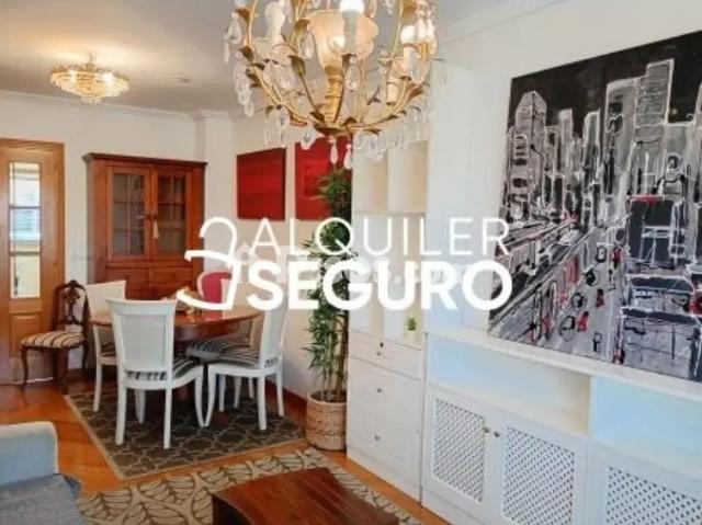 Piso en alquiler en Oleiros