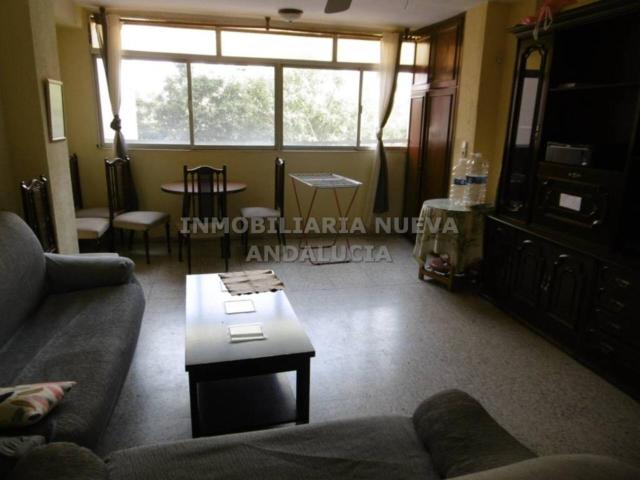 Piso en alquiler en Oliveros Altamira Barrio Alto