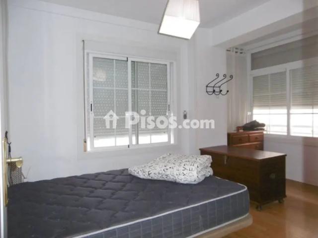 Piso en alquiler en Oliveros Altamira Barrio Alto