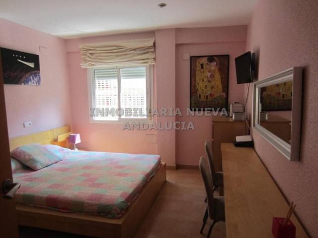 Piso en alquiler en Oliveros Altamira Barrio Alto