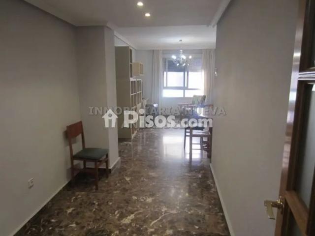 Piso en alquiler en Oliveros Altamira Barrio Alto