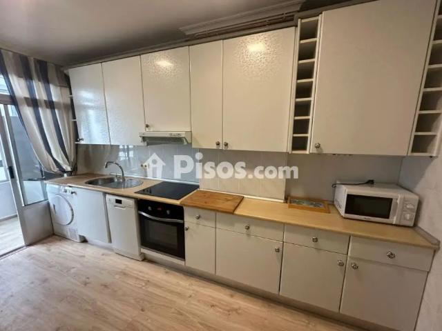 Piso en alquiler en Avda. del Cid
