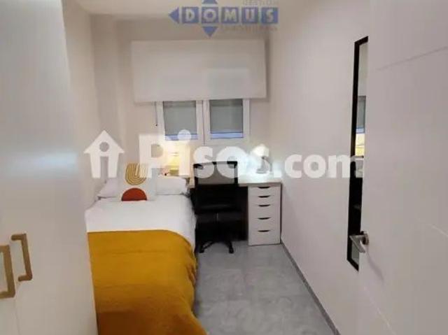 Piso en alquiler en Avda Malaga