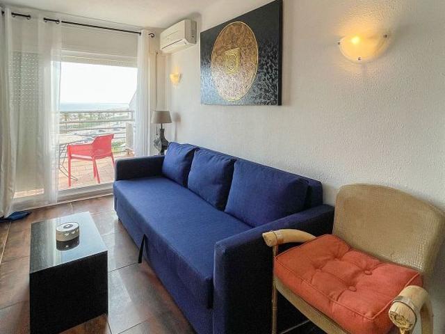 Piso en alquiler en avenida D'europa, Castelló d´Empúries, de 50 m² 1 habitación por 900