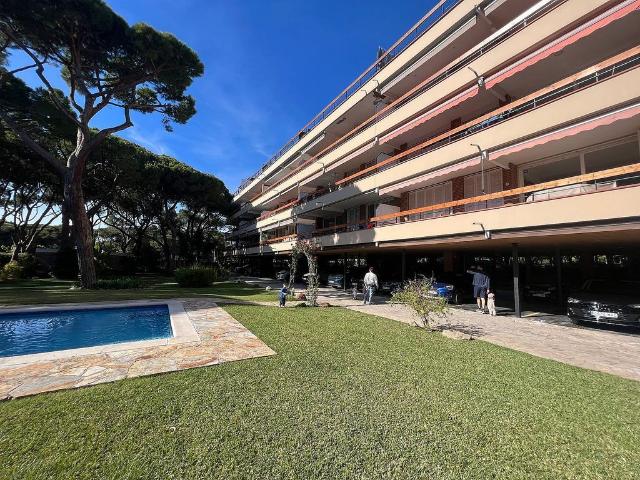 Piso en alquiler en avenida D'europa, Gavà, de 122 m² 3 habitaciones por 3.900