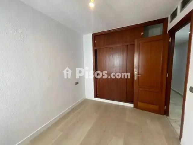 Piso en alquiler en Avenida de Federico Soto