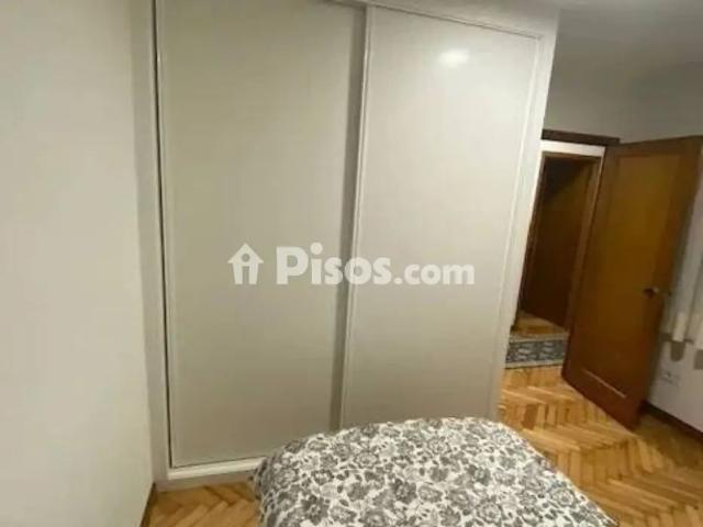 Piso en alquiler en Avenida de Fragoso, cerca de Camino de Espedrigada