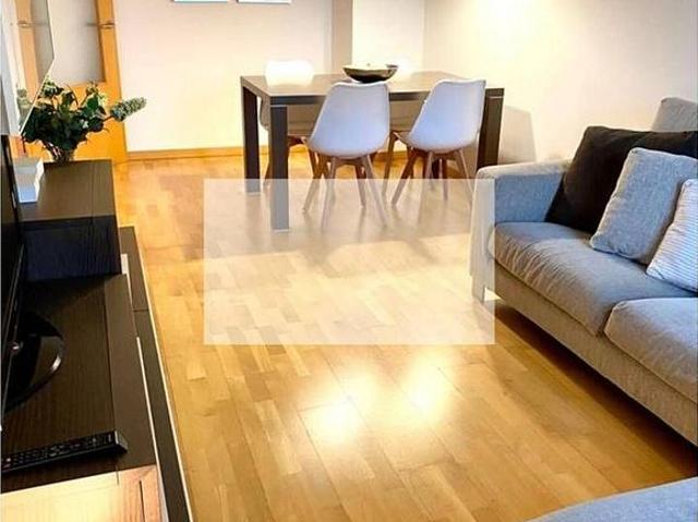 Piso en alquiler en avenida De Francesc Macià, Sabadell, de 83 m² 2 habitaciones por 1.310