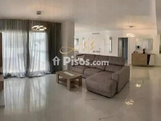 Piso en alquiler en Avenida de José Banus