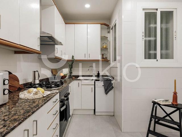Piso en alquiler en avenida De Josep Tarradellas, Barcelona, de 98 m² 2 habitaciones por 2.590