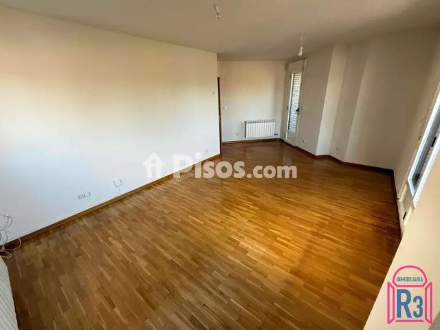 Piso en alquiler en Avenida de los Peregrinos