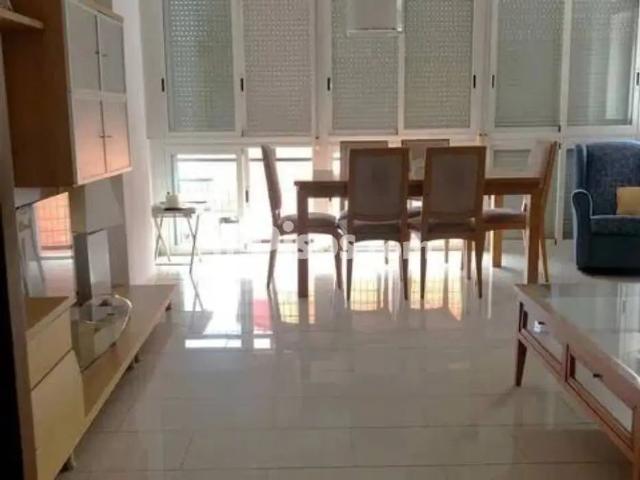 Piso en alquiler en Avenida de la Fama
