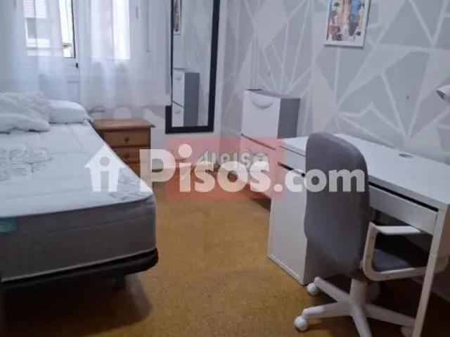 Piso en alquiler en Avenida de La Habana, cerca de Calle de Florentino Cuevillas
