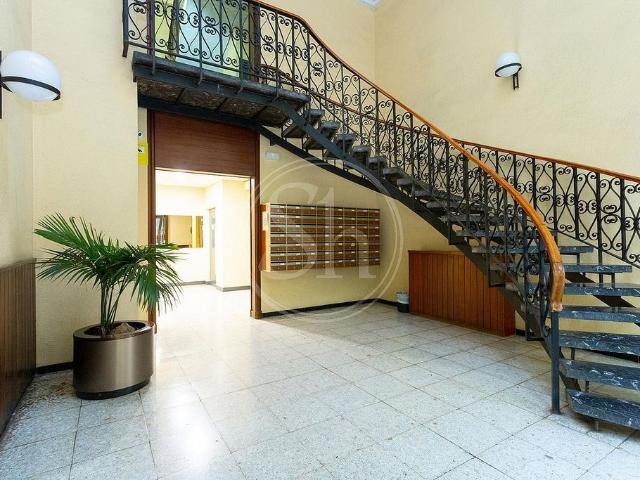 Piso en alquiler en avenida De la República Argentina, Barcelona, de 41 m² 1 habitación por 1.300