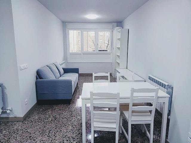 Piso en alquiler en avenida De Madrid, Lleida, de 80 m² 3 habitaciones por 773