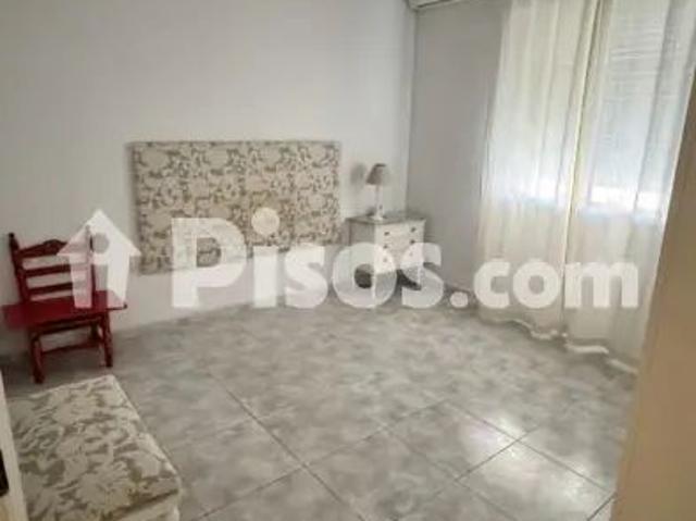 Piso en alquiler en Avenida de Medina Azahara, 47