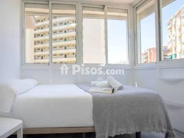 Piso en alquiler en Avenida de Santa Amalia