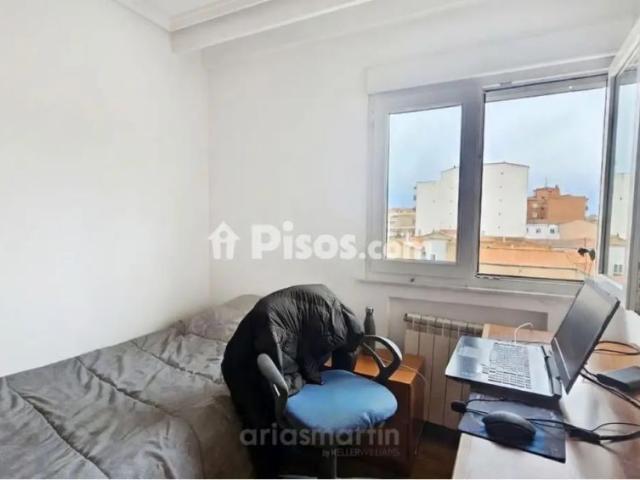 Piso en alquiler en Avenida de Portugal, cerca de Calle de Ibiza