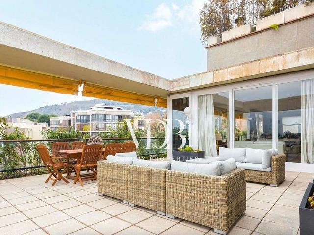 Piso en alquiler en avenida De Pedralbes, Barcelona, de 500 m² 5 habitaciones por 14.000