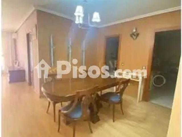 Piso en alquiler en Avenida de Rodríguez de Ledesma