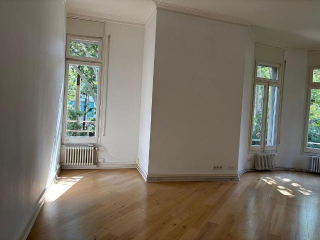 Piso en alquiler en avenida Del Tibidabo, Barcelona, de 140 m² 3 habitaciones por 2.900