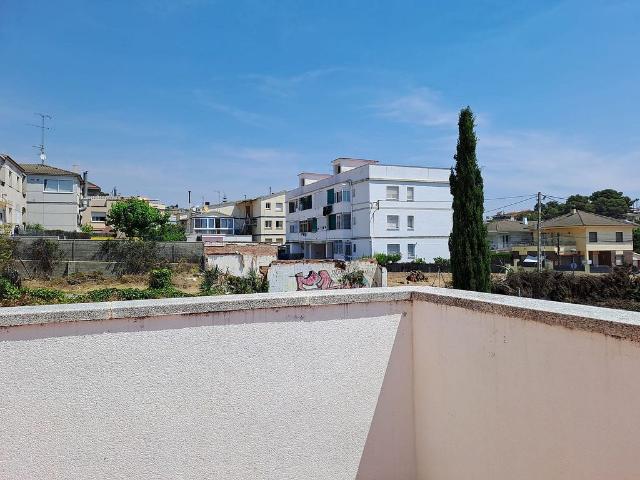 Piso en alquiler en avenida Espanya, Calafell, de 55 m² 2 habitaciones por 796