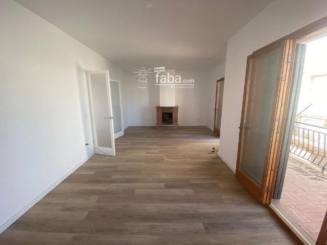 Piso en alquiler en avenida Espanya, Calafell, de 75 m² 3 habitaciones por 900