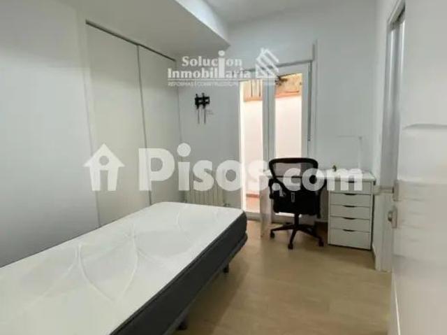 Piso en alquiler en Avenida Italia