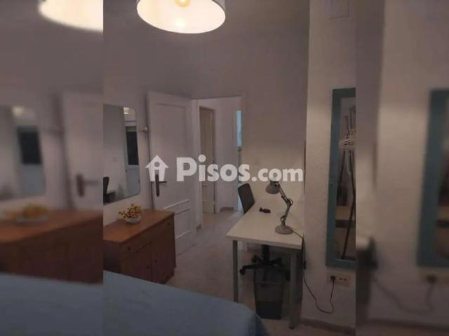 Piso en alquiler en Avenida Pablo Picasso, 18