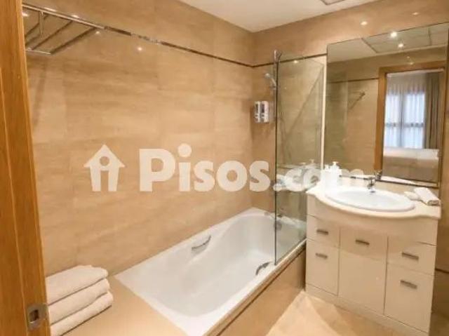 Piso en alquiler en Avinguda Mare Nostrum, número >