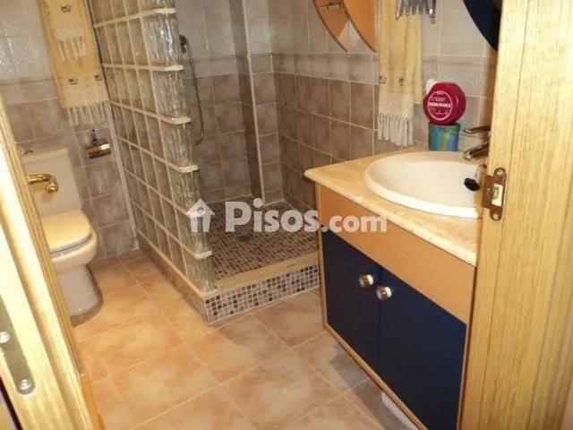 Piso en alquiler en Avinguda de la Llibertat, número 00, cerca de Calle Clara Campoamor