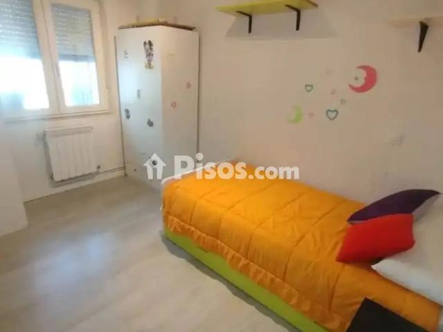 Piso en alquiler en Ávila Capital
