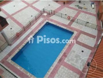 Piso en alquiler en Ávila Capital