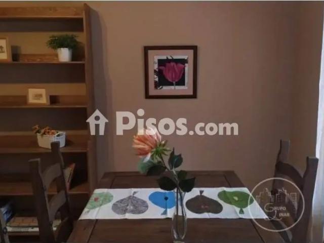 Piso en alquiler en Ávila Capital